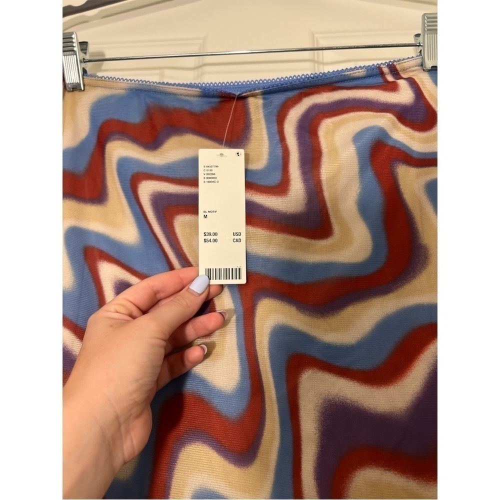 Groovy Urban Outfitters Mini Skirt - Picture 4 of 4